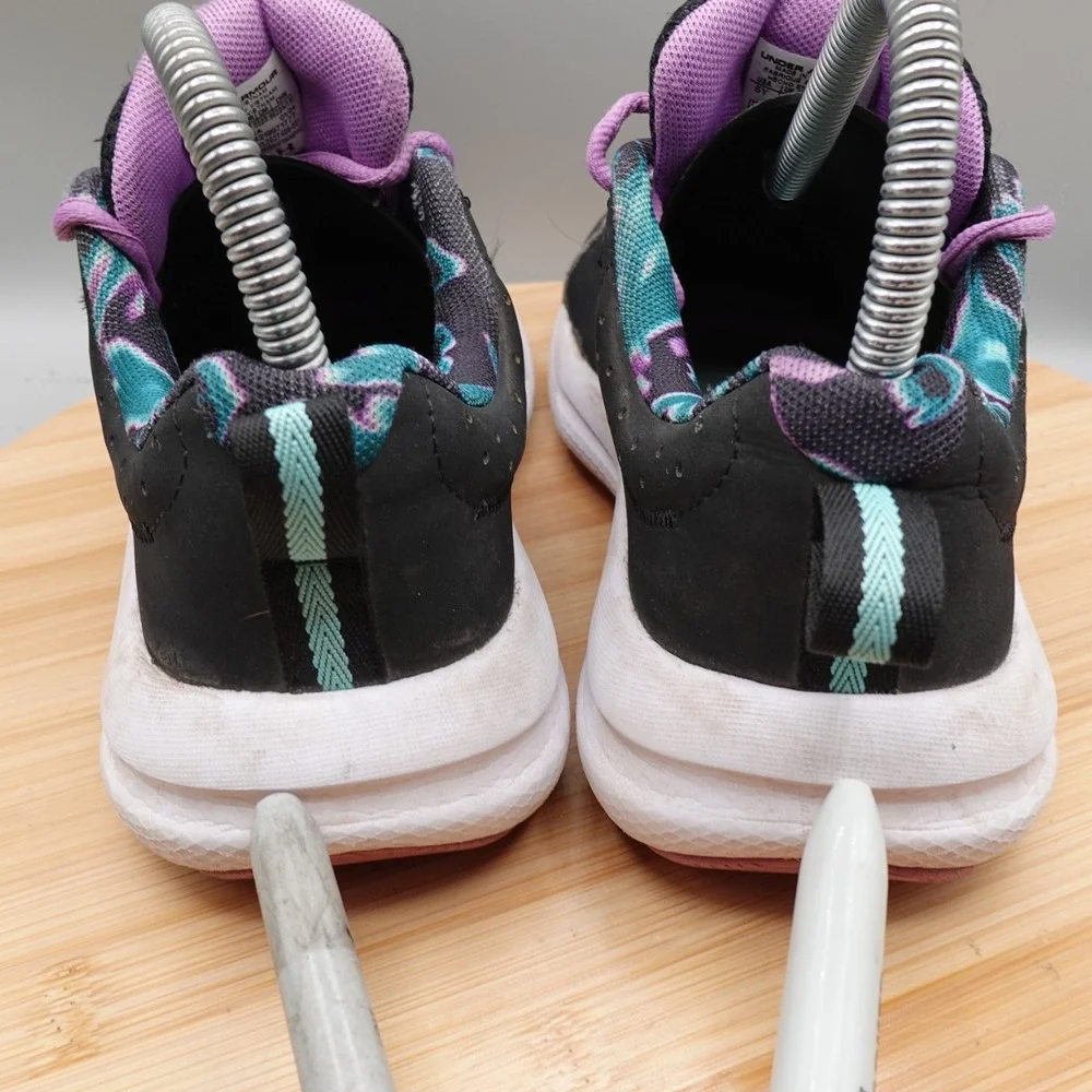 Under‎ Armour Shoes 5Y Womens 6.5 Black Purple Athletic Charged Assert 10 Flaws